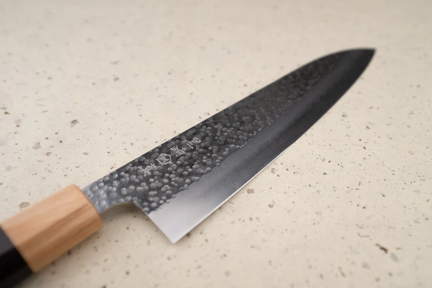 Makoto Kurosaki VG10/VG2 Coreless Tsuchime Gyuto 210mm 4 Makoto Kurosaki VG10/VG2 Coreless Tsuchime Gyuto 210mm - Image 2