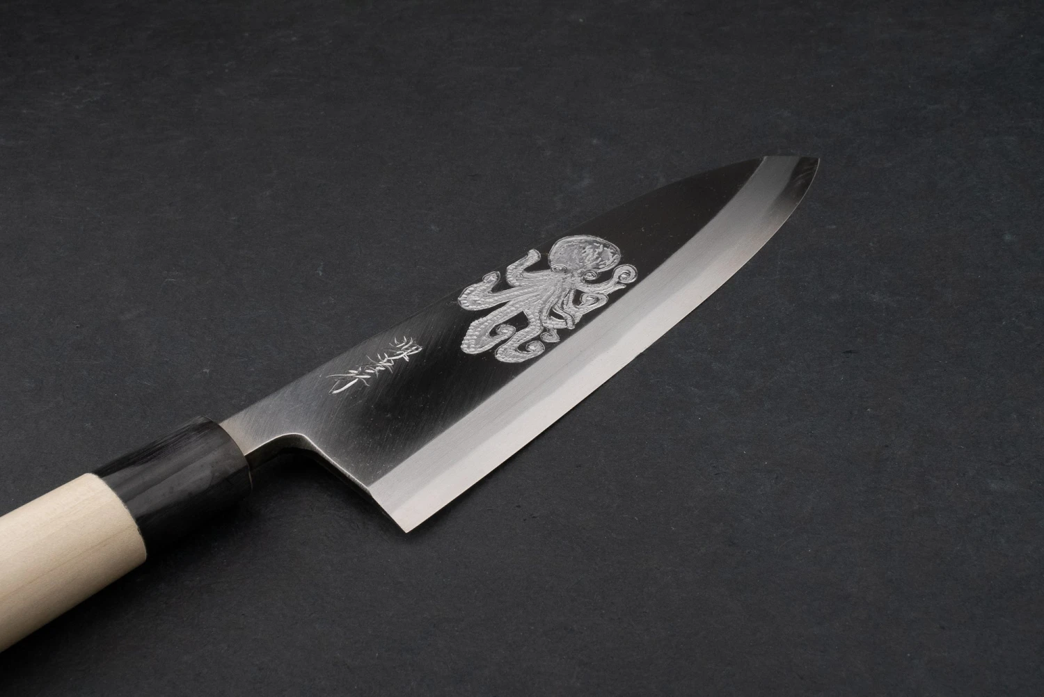 Sakai Takayuki Michiko Kubota Engraved Deba 240mm "Octopus" 4 Sakai Takayuki Michiko Kubota Engraved Deba 240mm "Octopus" - Image 2
