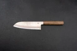 Mutsumi Hinoura V-toku Rainbow Damascus Santoku 165mm -Helle Store Mutsumi Hinoura V Toku Rainbow Damascus santoku 165mm ovangkol