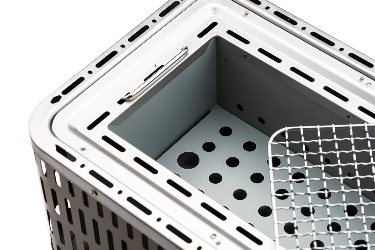 Green Life Shichirin Konro Charcoal BBQ Grill - Medium 4 Green Life Shichirin Konro Charcoal BBQ Grill - Medium - Image 2