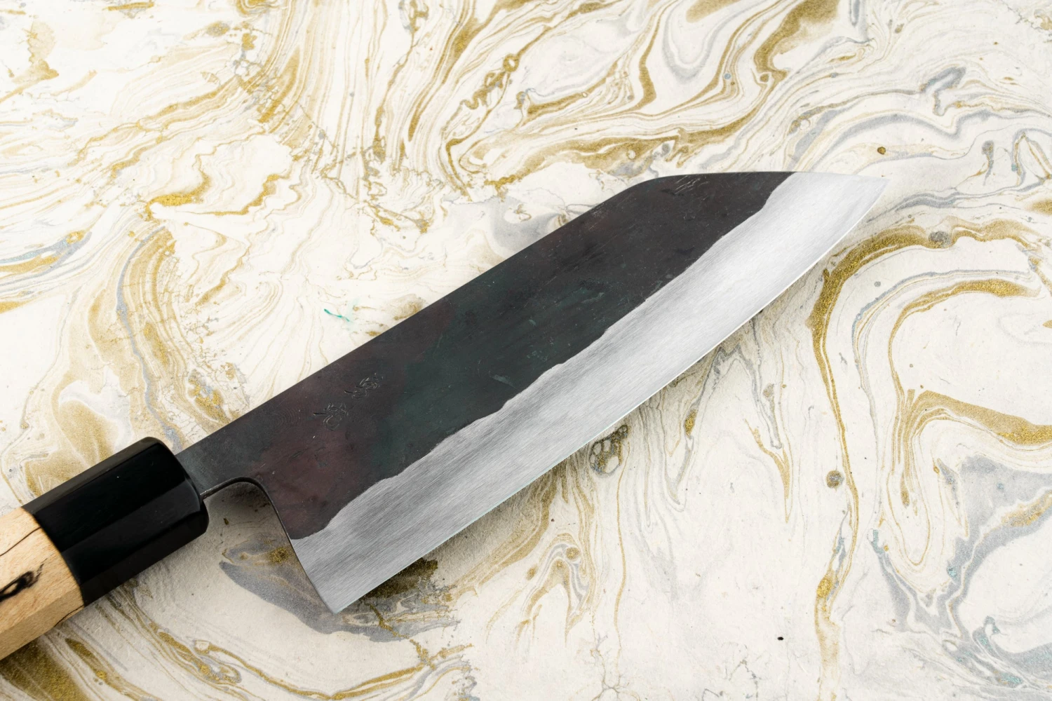 Isamitsu Hamono Shiroichi Kurouchi Santoku 165mm 4 Isamitsu Hamono Shiroichi Kurouchi Santoku 165mm - Image 2