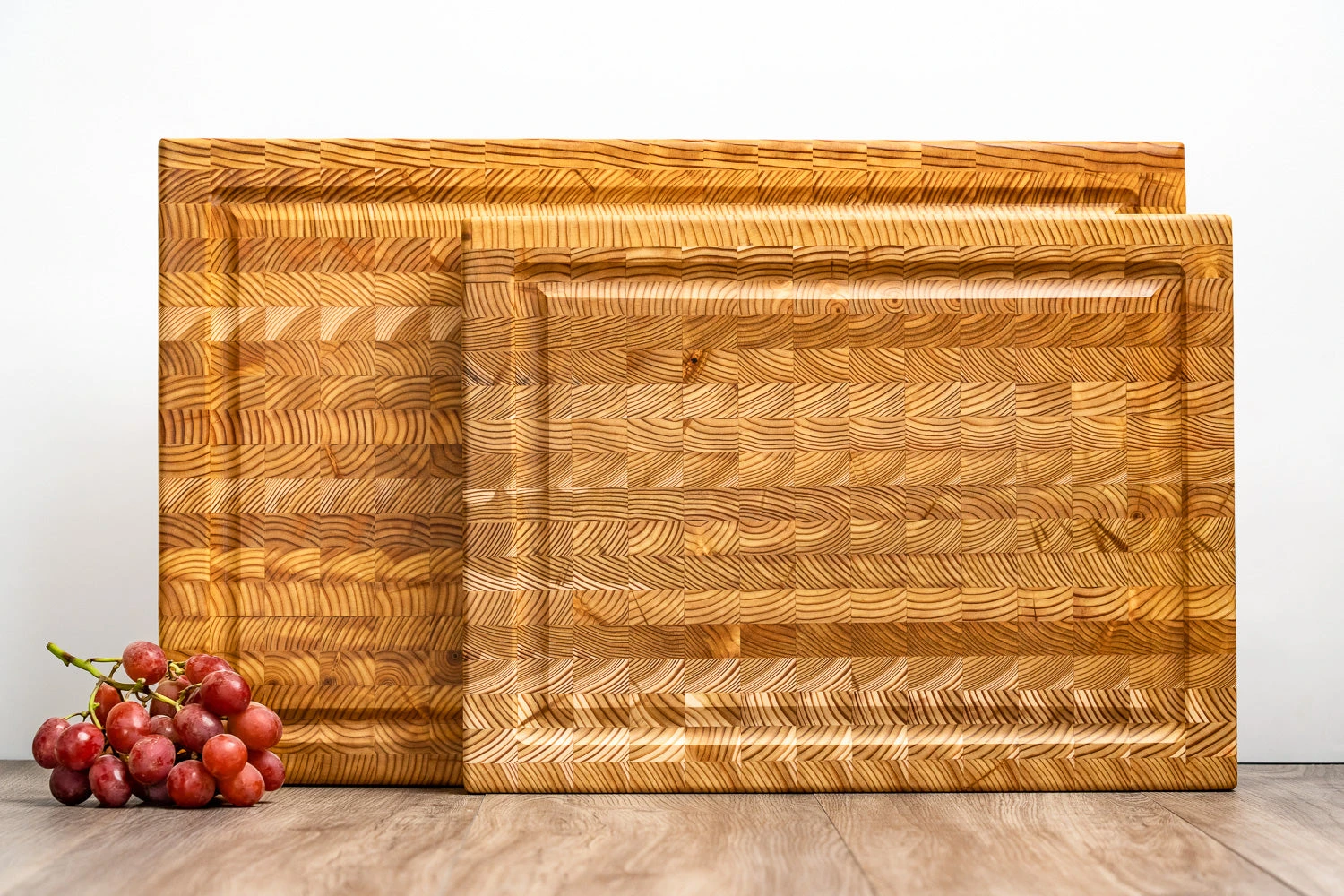 Larchwood Premium End Grain Medium Carving Board 4 Larchwood Premium End Grain Medium Carving Board - Image 2