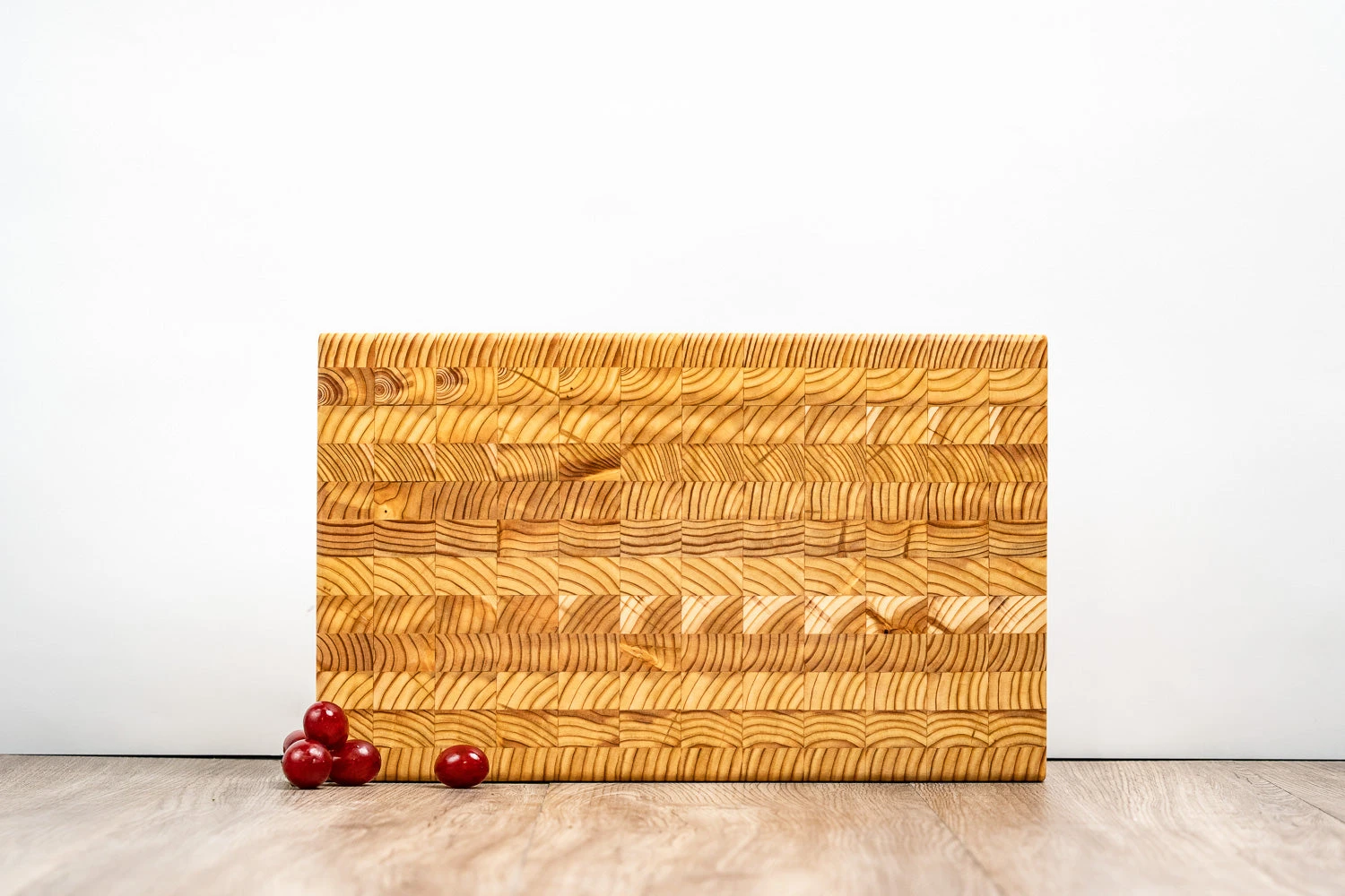 Larchwood Premium End Grain Mini Cutting Board 3 Larchwood Premium End Grain Mini Cutting Board