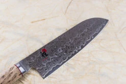 Miyabi SG2 Birchwood Santoku 180mm 6 Miyabi SG2 Birchwood Santoku 180mm -Helle Store santoku 2 7aa4e46b 6297 4897 b866 da3701781bfa